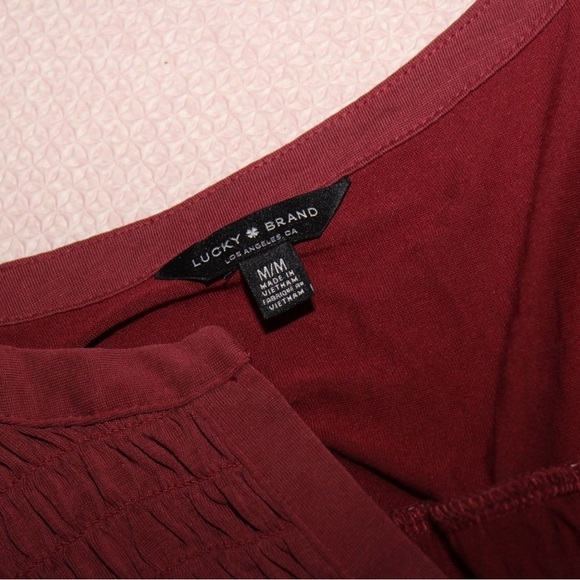 Lucky Brand Women’s Medium Burgundy Long Sleeve Shirt Blouse Fall Top - Picture 2 of 2